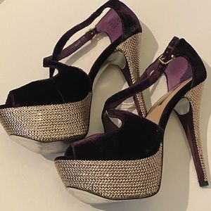H by Halston plum purple velvet gold sequin platform stilettos size 8